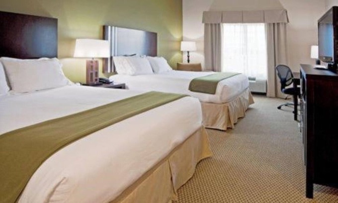 Lake Wales House | Welcome to our Lake Wales Hotel in Central Florida, check out our .