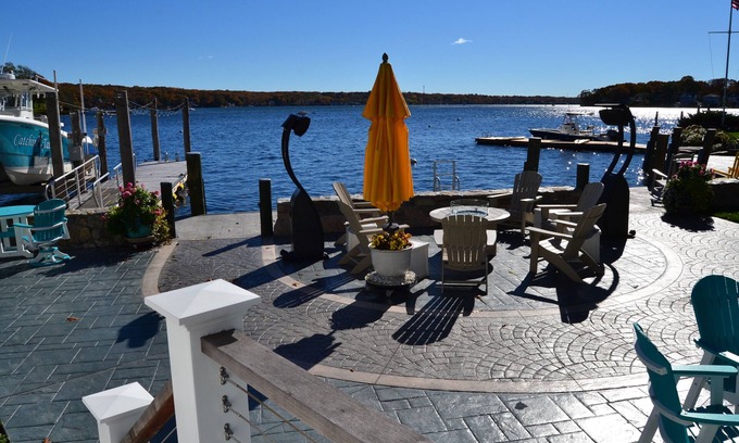 Niantic House | Welcome to our "River Resort" directly on the Niantic River with Dock