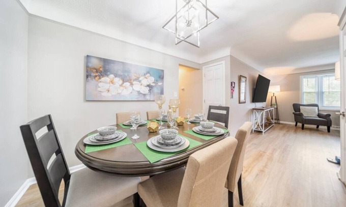 Parma House | Welcome To Parma 3b 2 b king bed