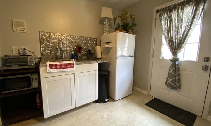 East County Civic Group House | Welcome to Potter’s Paradise! Hosting YOU plus an optional artistic twist!