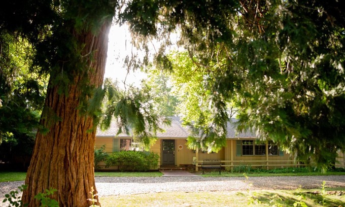 Pacheco House | Welcome to relaxed luxury at Charlie's Place!