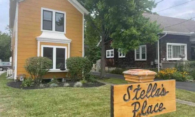 Mason House | Welcome to Stella's Place - Gorgeous 2 BR Home, In The Heart Of Mason