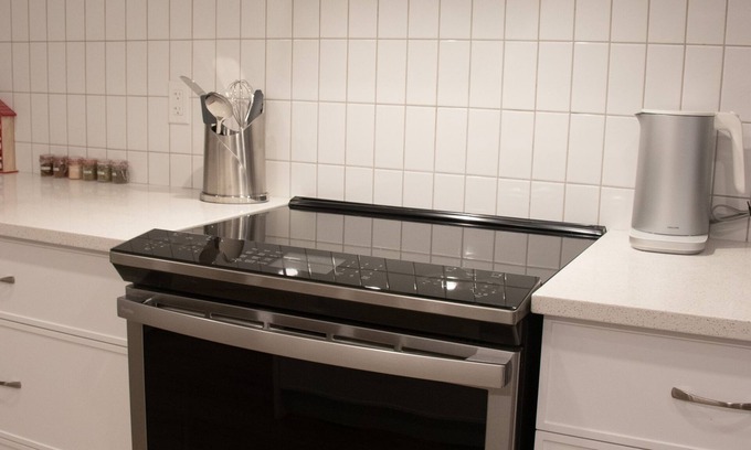 Guelph Apartment | Welcome to the Haven in the Old University Neighbourhood!