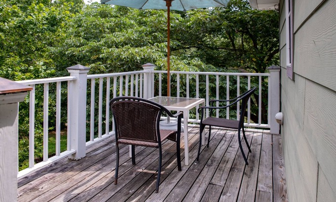Sutton Bed & Breakfast | Welcome to the historic Elk River Hotel & Cafe! Located riverfront on the beautiful Elk River, and just 2 miles from I-79, you are moments away from all that the Sutton area has to offer. Guest in town to enjoy the gorgeous outdoor scenery and recrea