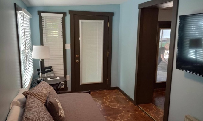 Sutton Bed & Breakfast | Welcome to the historic Elk River Hotel & Cafe! Located riverfront on the beautiful Elk River, and just 2 miles from I-79, you are moments away from all that the Sutton area has to offer. Guest in town to enjoy the gorgeous outdoor scenery and recrea