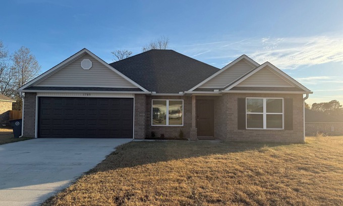 Searcy House | Welcome to The JOY House, a peaceful retreat perfect for the whole family!