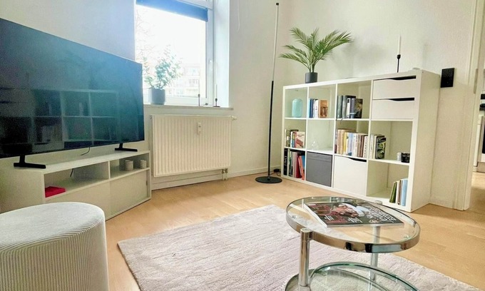 Kropeliner-Tor-Vorstadt Apartment | Welcome to the KTV, in the heart of Rostock - your temporary home!