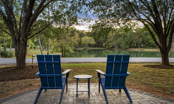 Rock Hill House | Welcome to the Sporty Lakeview Ranch. Indoor & Outdoor Amenities galore!
