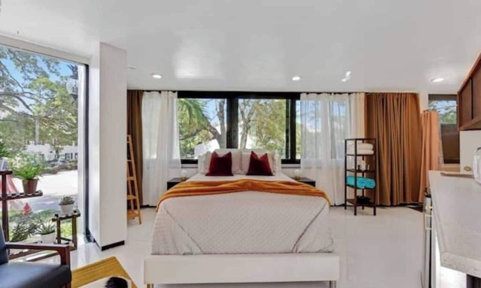 Colee Hammock Apartment | Welcome to The Loft by PMI