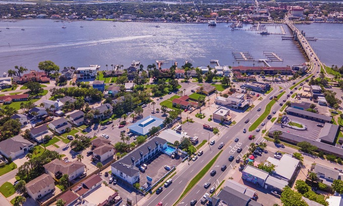 St. Augustine Apartment | Welcome to the Loft at Anastasia