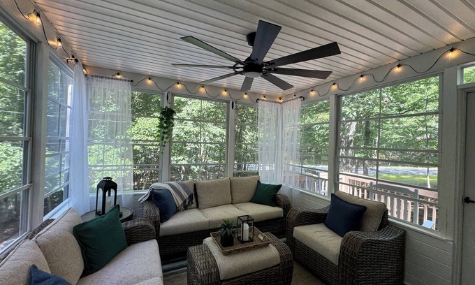 Rowland Ski Chalet | Welcome to this beautifully updated home in Masthope Community