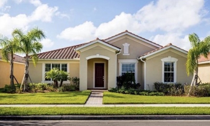 Ave Maria House | Welcome to this immaculate 3 bed 2 bath rental