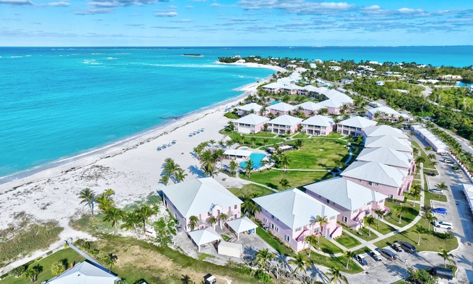 Treasure Cay Condo | Welcome to "Treasure Pleasure" Bahama Beach Club 4 bedroom, Beachfront Condo