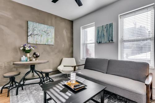 West Town Apartment | Welcome to West Town! 2 Bedrooms and PET FRIENDLY apts
