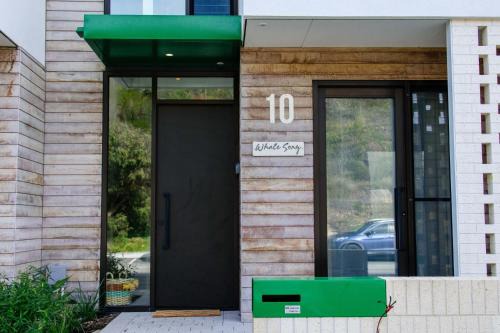 Middleton Beach Apartment | Welcome to Whale Song
