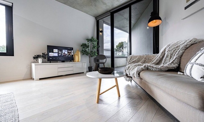 West Melbourne Apartment | Welcome to your peaceful apartment in North Melbourne