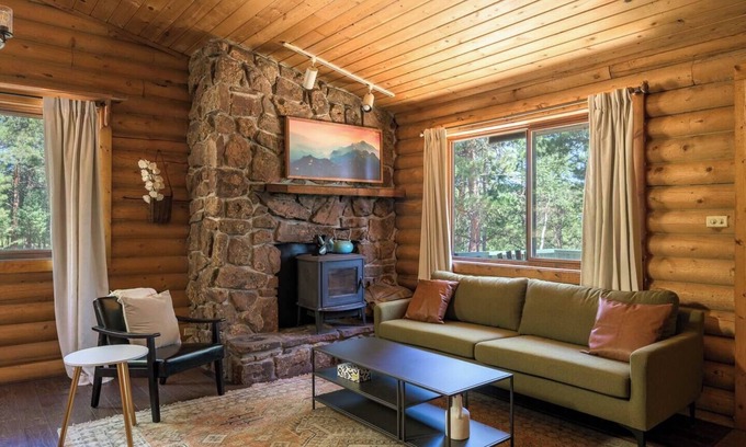 Bailey Cabin | Welcome to your home away from home!