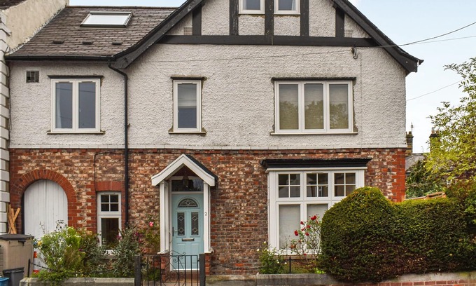Great Ayton Cottage | Welcome to your idyllic retreat in the charming village of Great Ayton, nestled amidst the scenic be