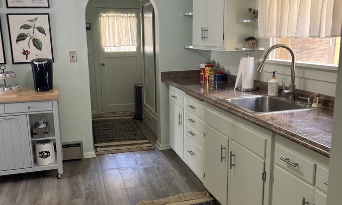 Mullan House | Welcome to your Idaho Adventure. Perfect for all your Winter Activities.