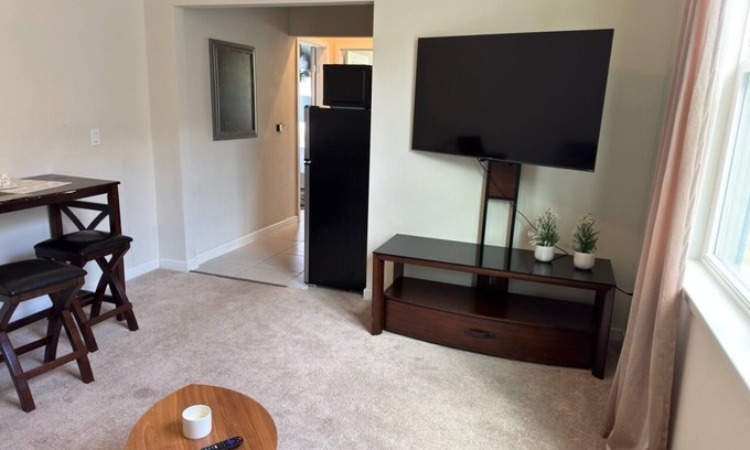 St. Cloud House | Welcome to your stay at Cozy St. Cloud Mother in Law Suite. Enjoy your gateway.