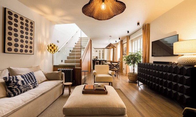 Primrose Hill House | Welcome to your stylish retreat in the heart of Primrose Hill