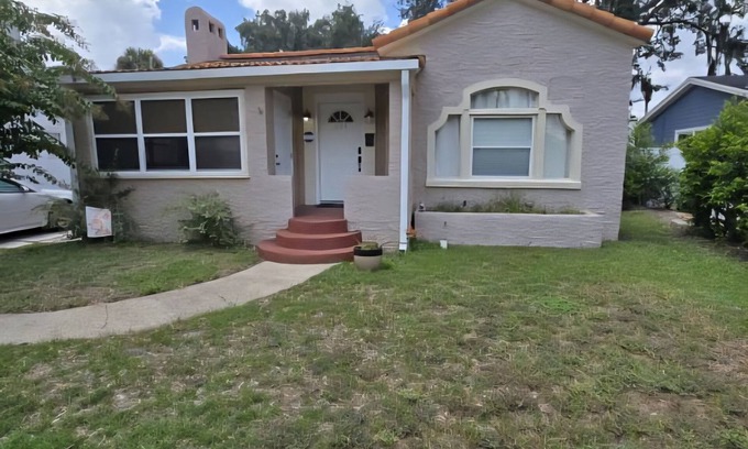 Winter Haven House | Welcoming 2-bedroom lake view house in Winter Haven