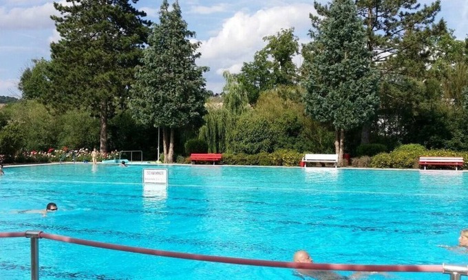 Tauberbischofsheim Boat Rental | Welcoming apartment near lake