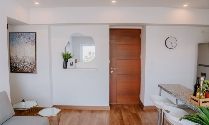 Chorrillos Apartment | Welcoming apartment with WiFi in charming Chorrillos