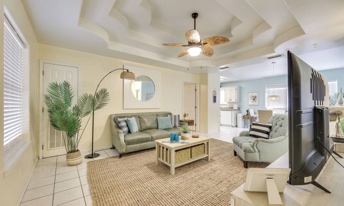 Edinburg Apartment | Welcoming Edinburg Apartment - Pet Friendly!