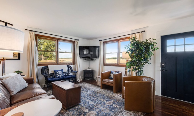 Coupeville House | Welcoming home with WiFi, wood stove, & views of Mt. Baker - dogs OK
