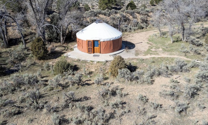 Panguitch Apartment | Welcoming Yurt in Panguitch with stunning views