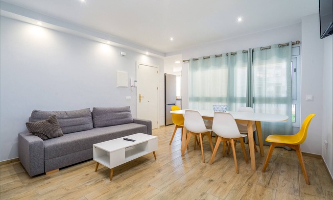 Roses Town Center Apartment | WELCS APARTAMENTO 027 EMP en el puerto de Roses