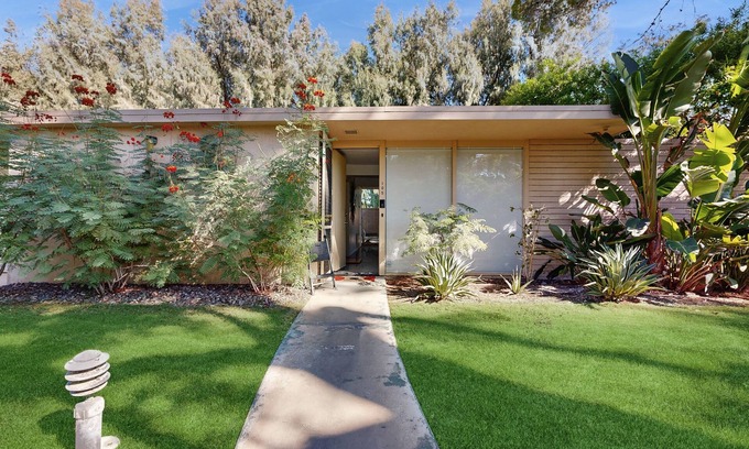 Palm Springs Villa | Well-designed & modern villa with patios, pool & hot tub - walk to downtown