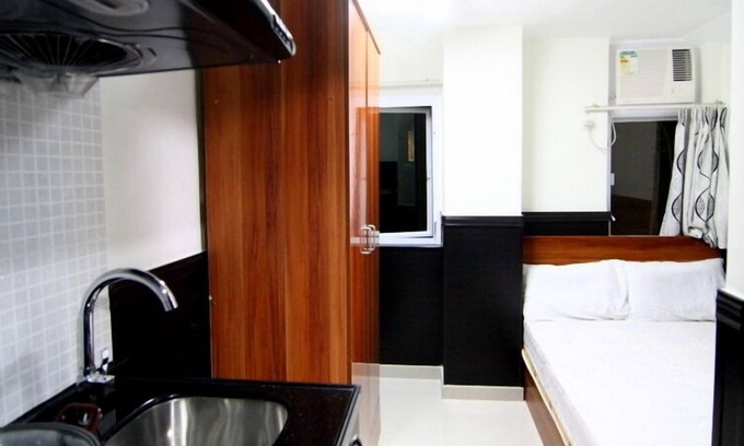 Kwun Chung Apartment | Well-equip room + kitchen, MTR A