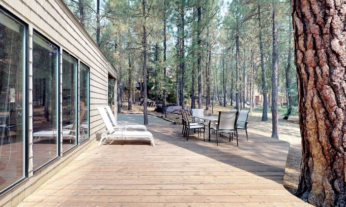 Black Butte Ranch Cabin | Well-furnished cabin with pools, hot tubs, sauna, & tennis