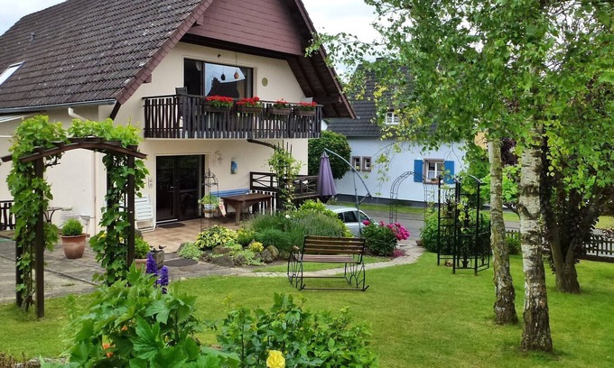Lissendorf Apartment | Well-kept apartment in the Eifel.