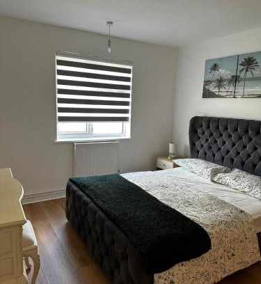 Oxford House | Well Sleep Bedroom