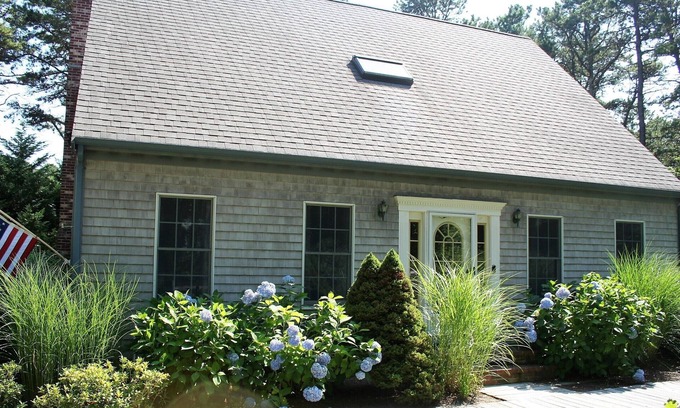 Wellfleet House | Wellfleet - Indian Neck Beach Area Quiet 4BR with A/C