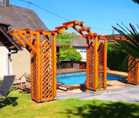 Waldkonigen Apartment | Wellness-Ferienwohnung-Eifel Ernstbergblick 2