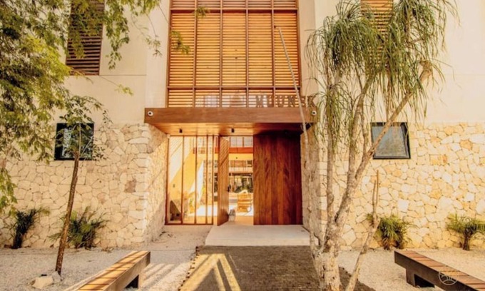 La Veleta Apartment | Wellness retreat · Private pool · 10min beach