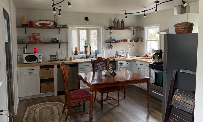 Greensburg House | Wellness retreat w/yoga studio. Off 5-star trail and 10-minute walk to downtown