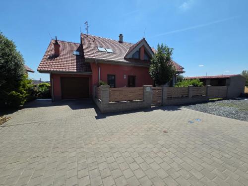 Moravany House | WELLNESS Ubytování Brno-Moravany