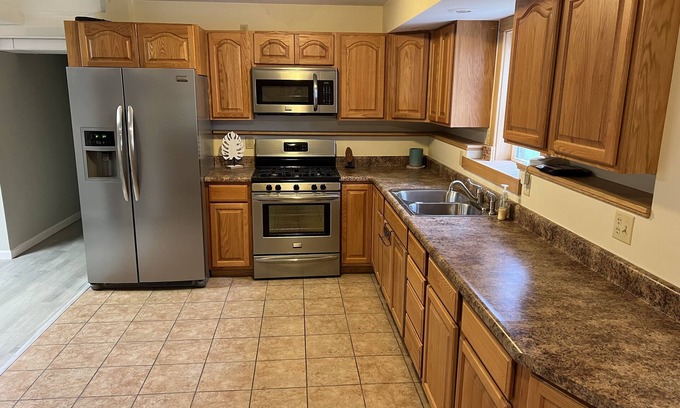 Wellsboro Apartment | Wellsboro Rail Trail 2 n2 bedroom, fully stocked kitchen and pet friendly