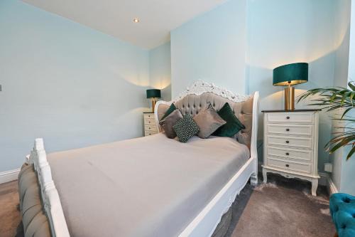 Wembley Central House | Wembley Luxury Residence- Opulence House