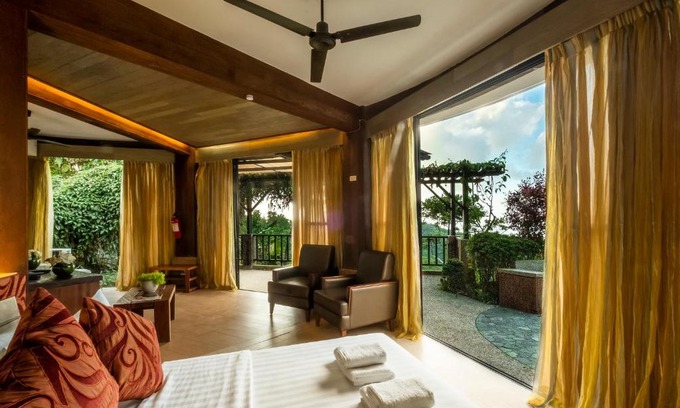 Balamban Resort | West 35 Eco Mountain Resort