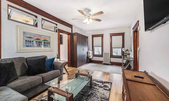 Traverse City Apartment | West Bay Charm | Wineries | Tours
