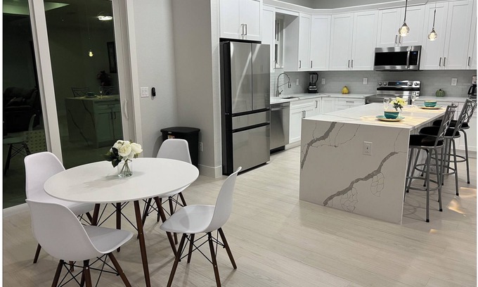 Lehigh Acres House | West Coast Home