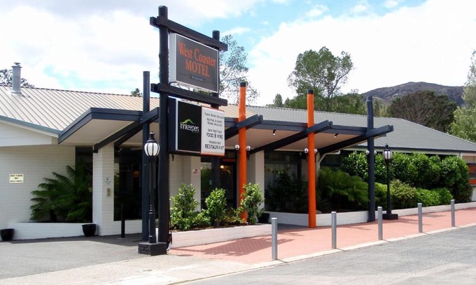 Queenstown Hotel | West Coaster Motel