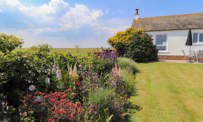 Maryport Cottage | WEST CROFT, pet friendly, country holiday cottage in Mawbray