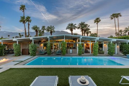 Palm Springs Villa | West Elm House 1 - The Alexander by ACME House Company